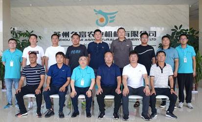 合作共贏，創(chuàng)新未來——856農(nóng)場考察團蒞臨久富參觀交流